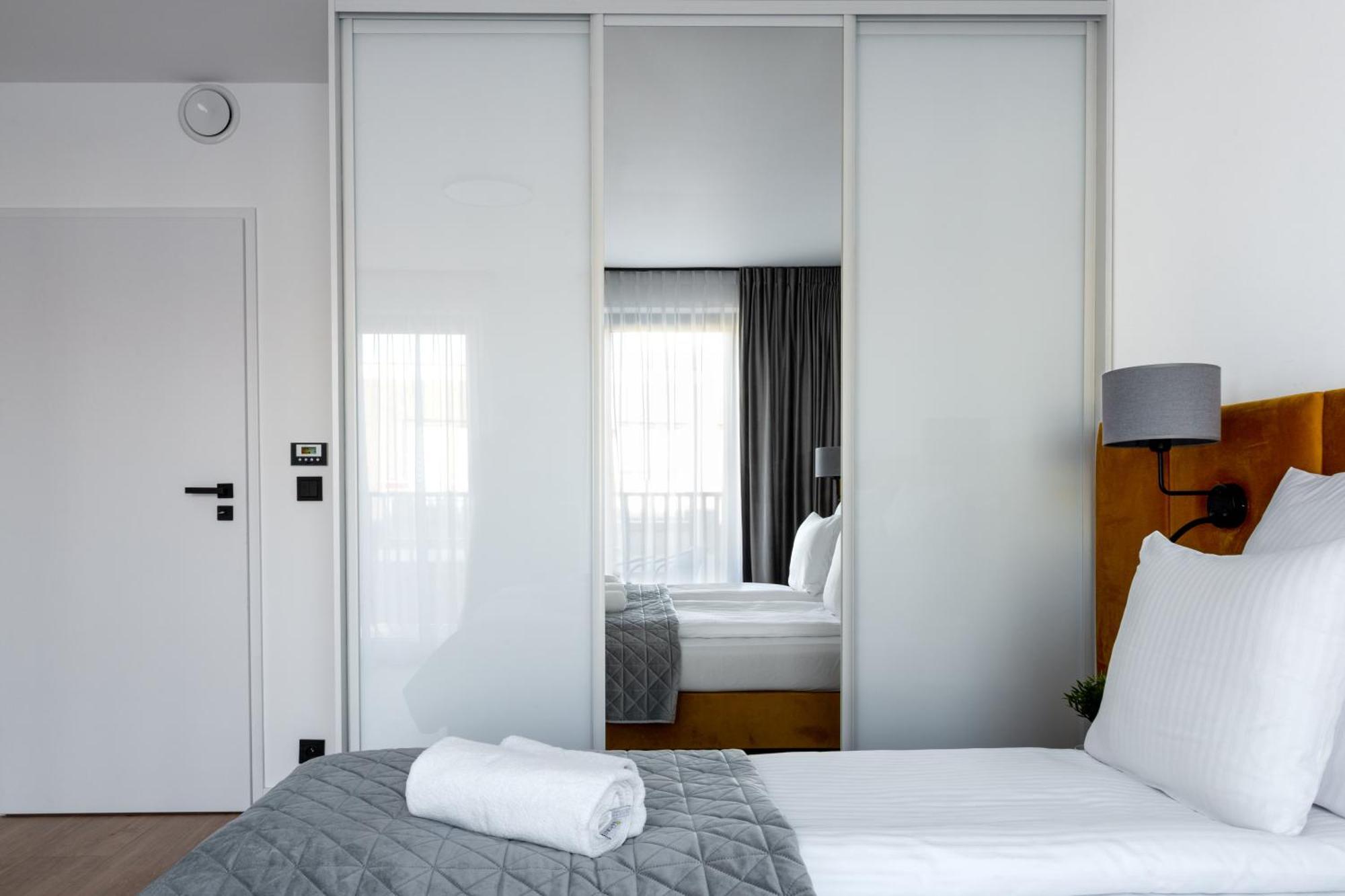 Inpoint Spacious Apartments Near Main Square & Kazimierz District Cracóvia Quarto foto